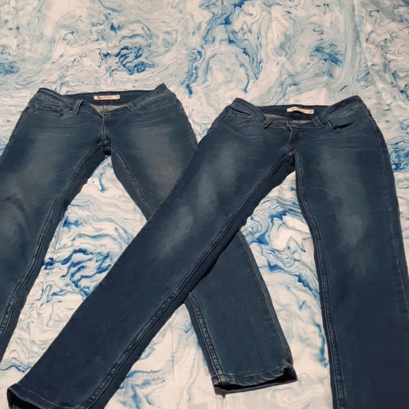 Levis - Picture 1 of 4